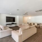 00_dbd35a85f3c4a1786b888b0968458900