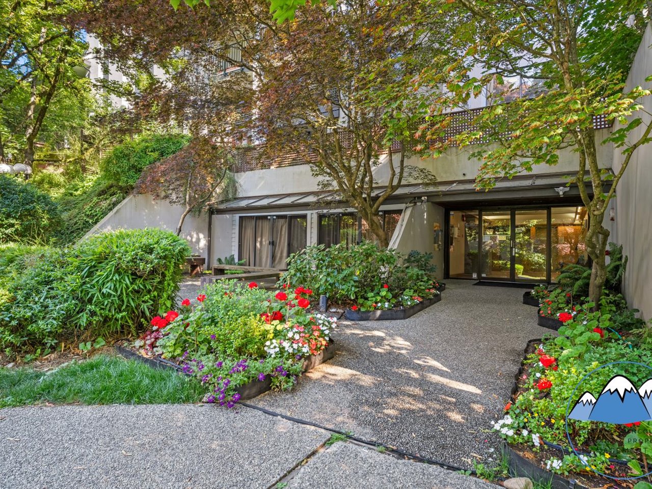 1945 Woodway Place, Burnaby