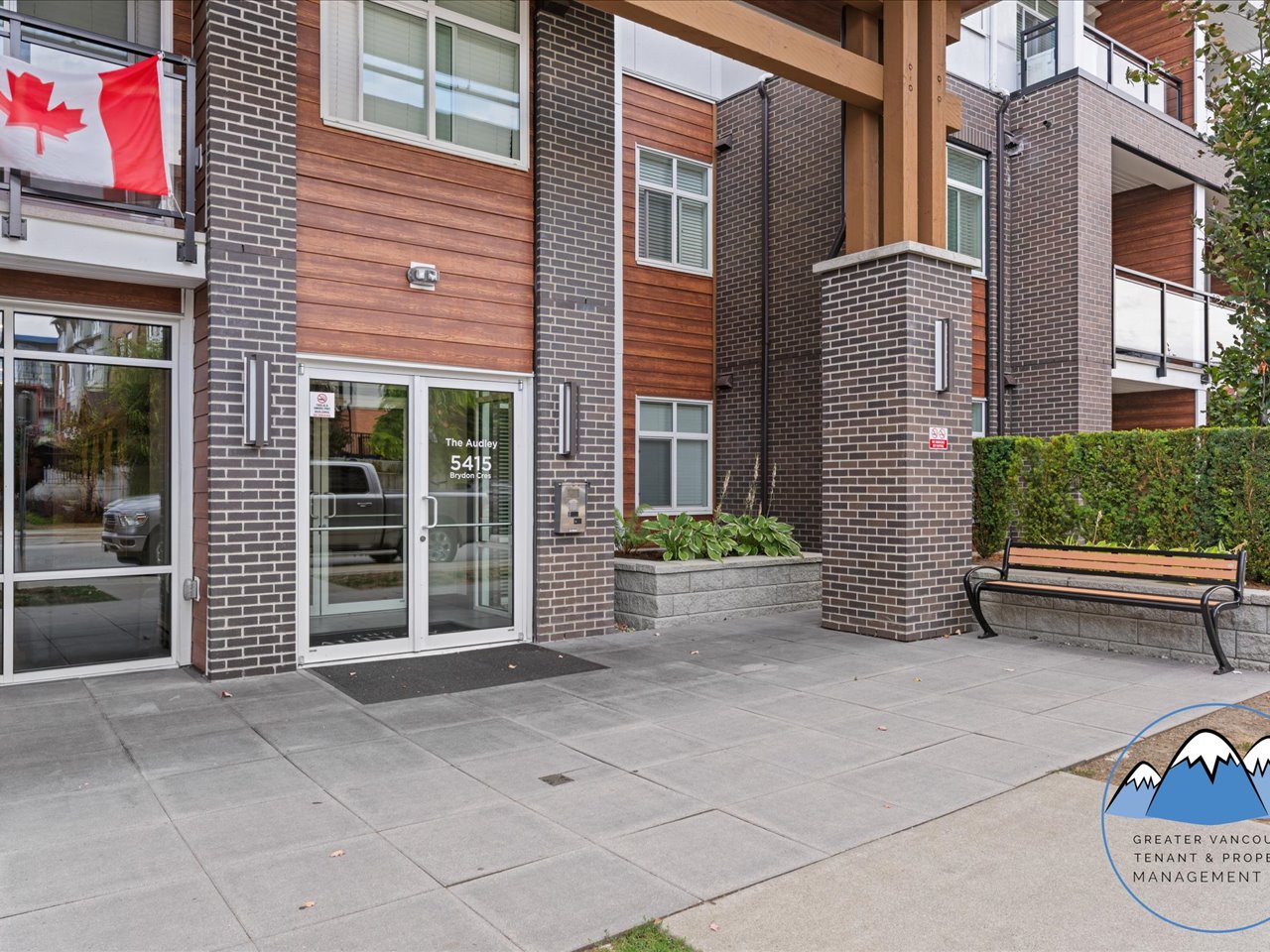5415 Brydon Crescent, Langley