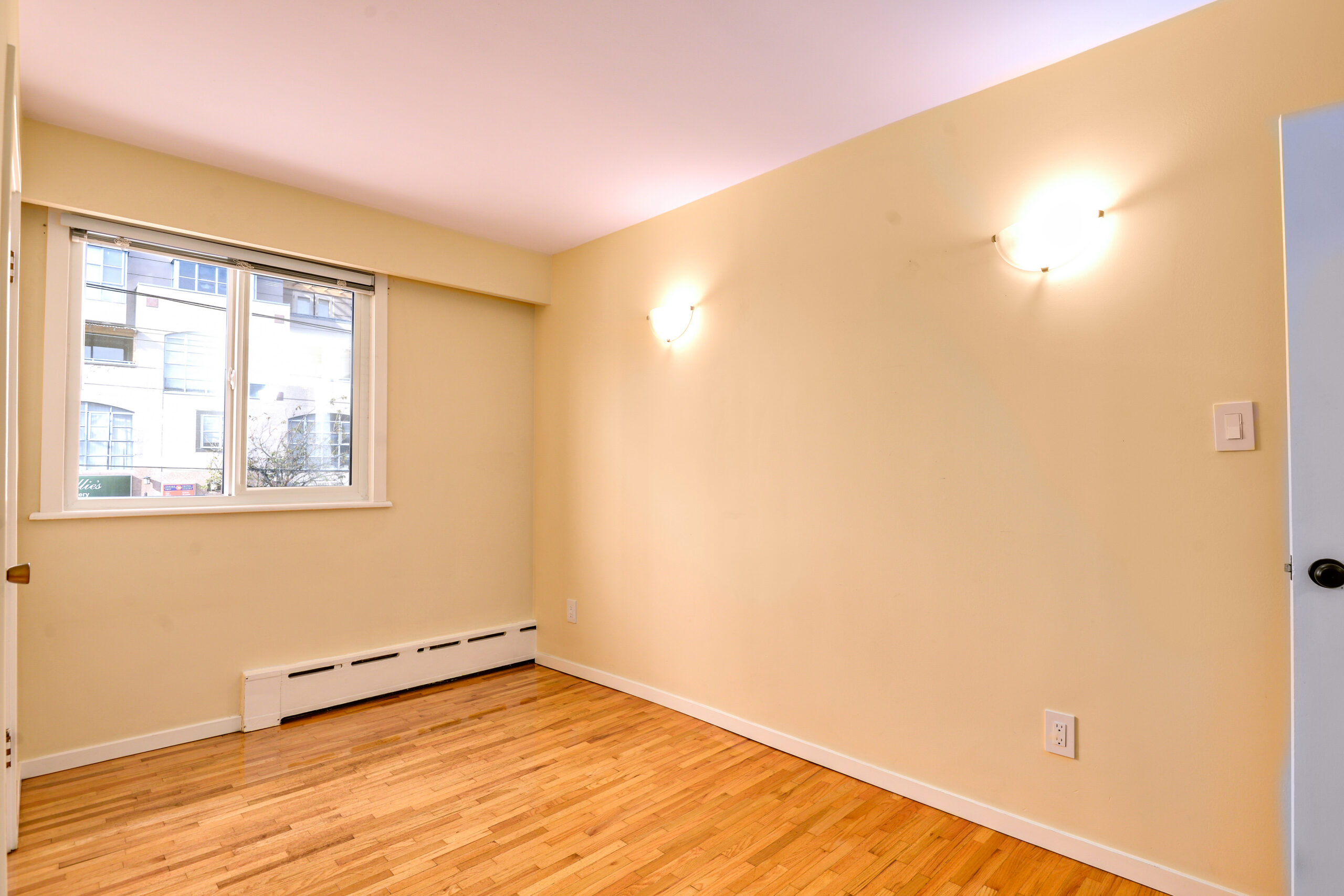 4326 West 10th Avenue, Vancouver