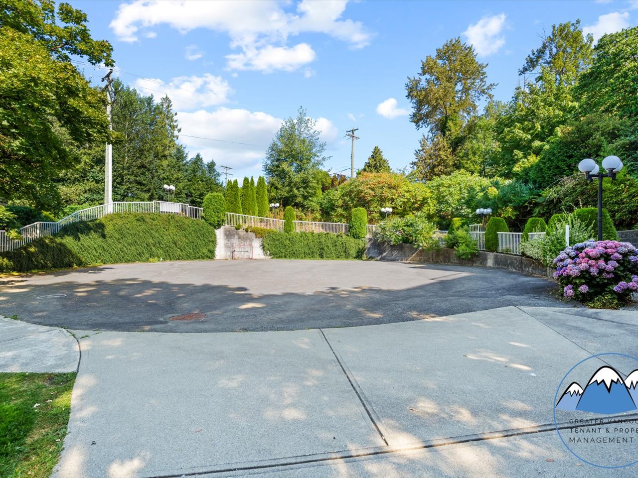1945 Woodway Place, Burnaby