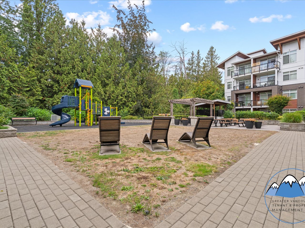 5415 Brydon Crescent, Langley