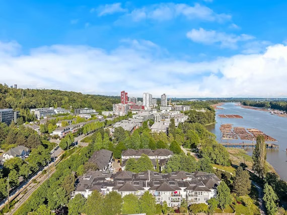 3038 Kent Avenue South East, Vancouver
