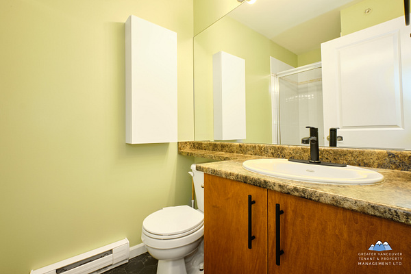 935 Ewen Avenue, New Westminster