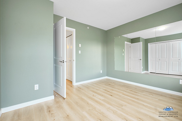 935 Ewen Avenue, New Westminster
