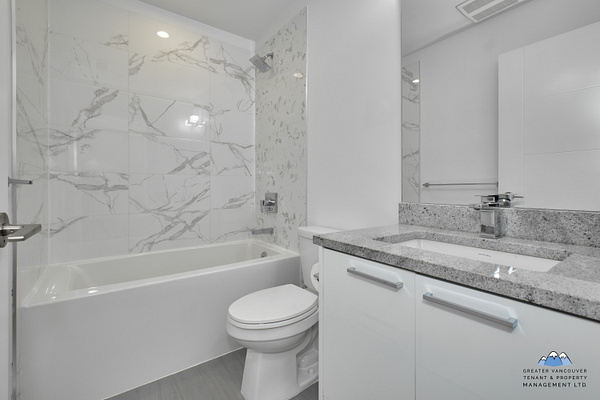 20686 Eastleigh Crescent, Langley