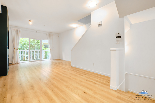 935 Ewen Avenue, New Westminster
