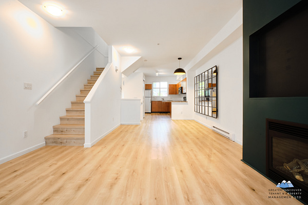 935 Ewen Avenue, New Westminster