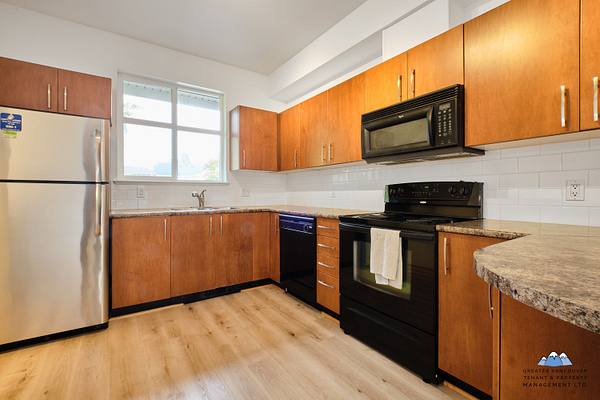 935 Ewen Avenue, New Westminster