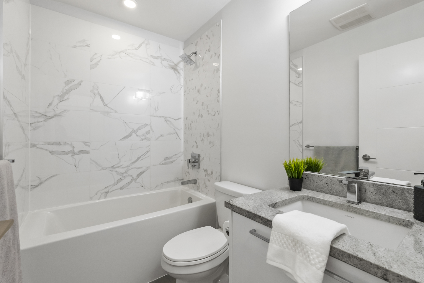 20686 Eastleigh Crescent, Langley