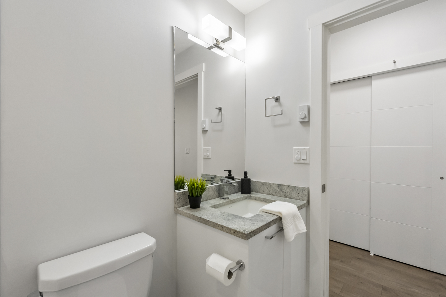 20686 Eastleigh Crescent, Langley