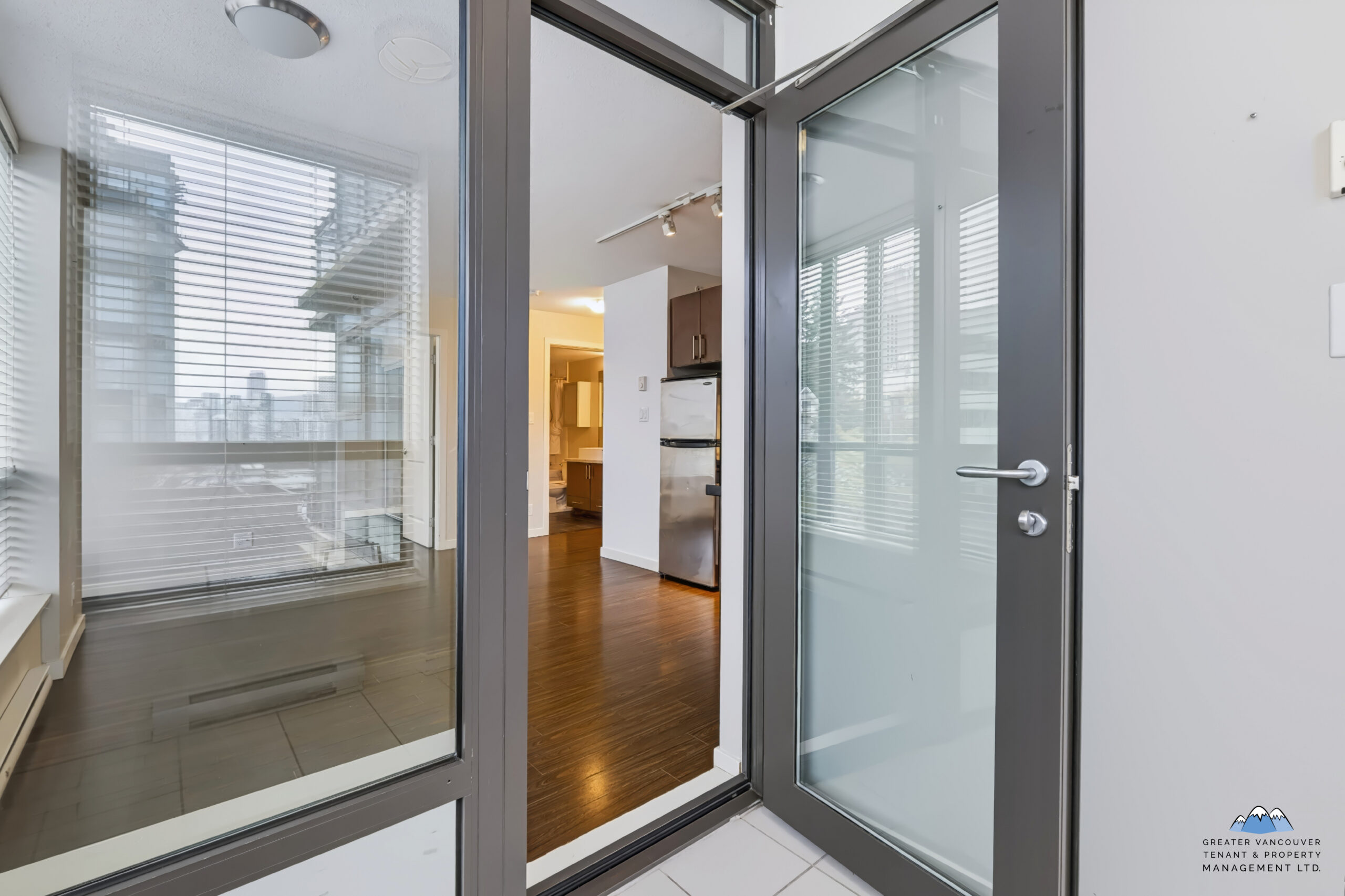 1068 W Broadway, Vancouver