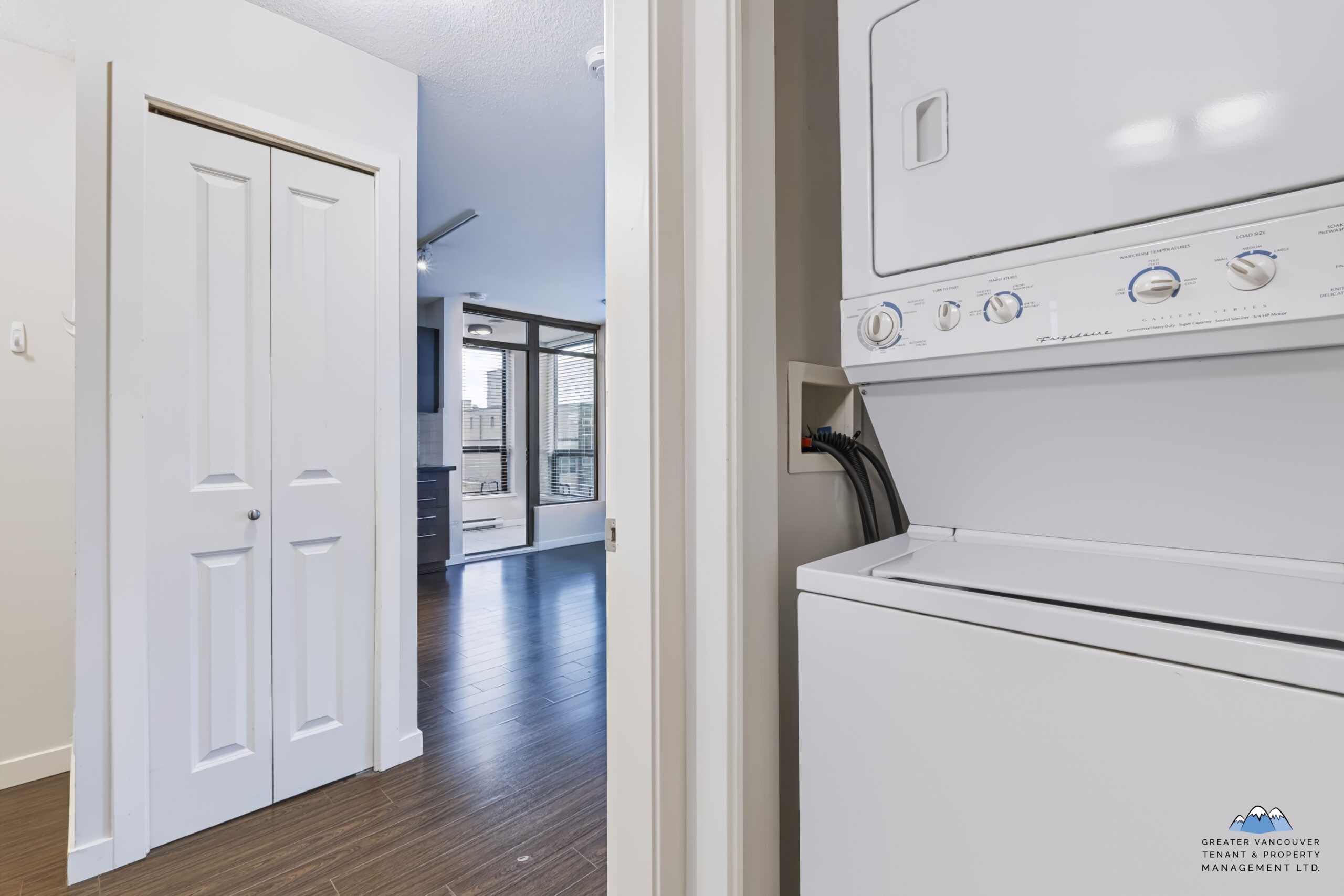 1068 W Broadway, Vancouver