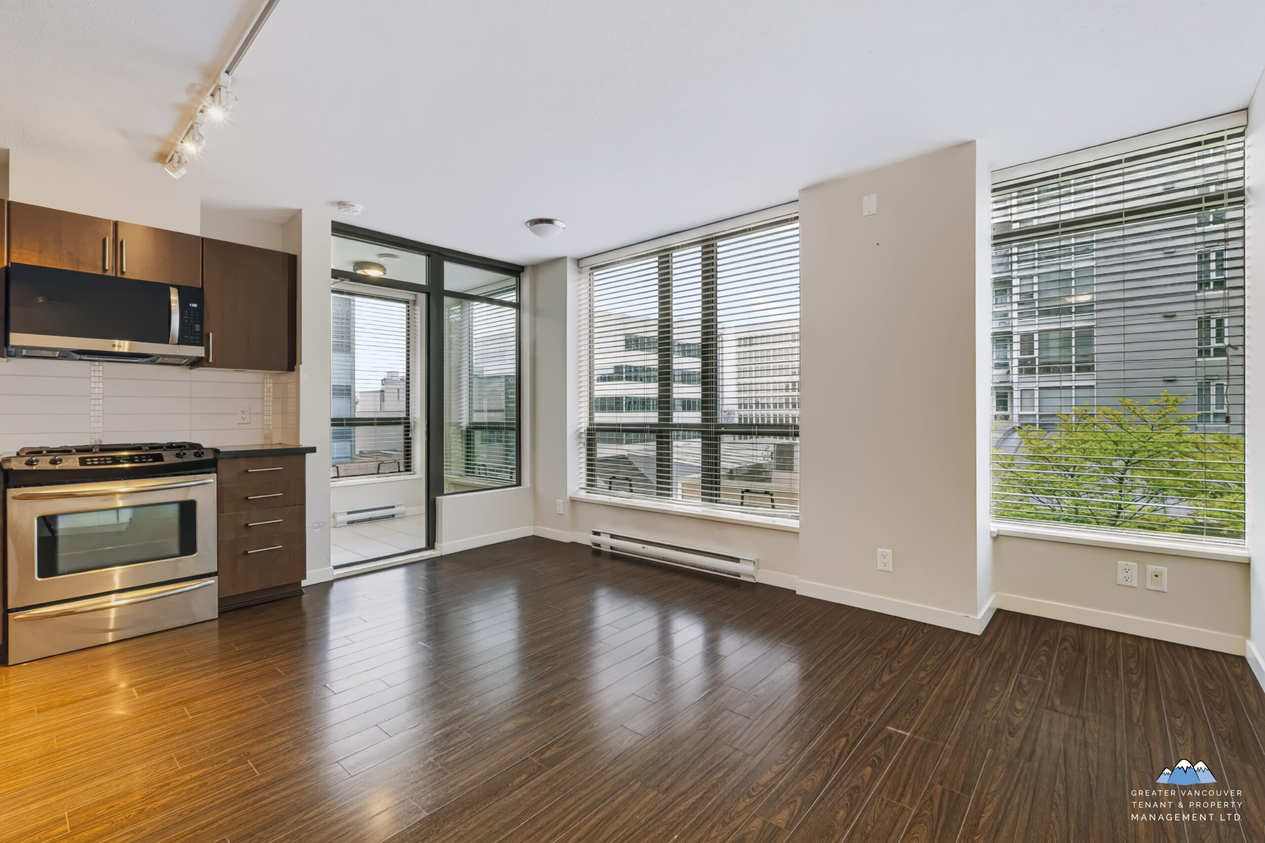 1068 W Broadway, Vancouver