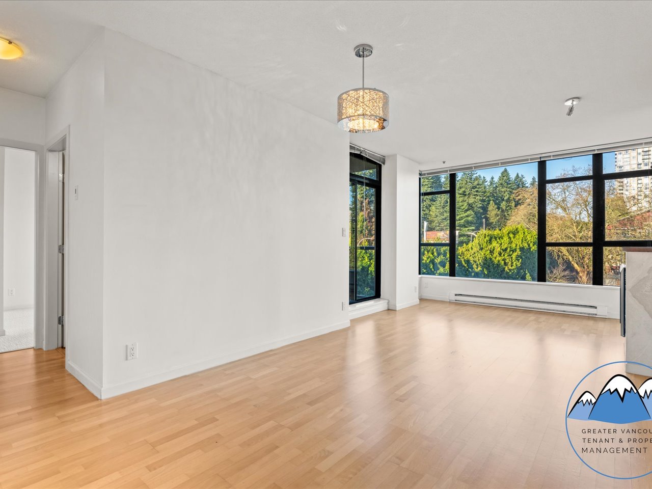 11 East Royal Avenue, New Westminster