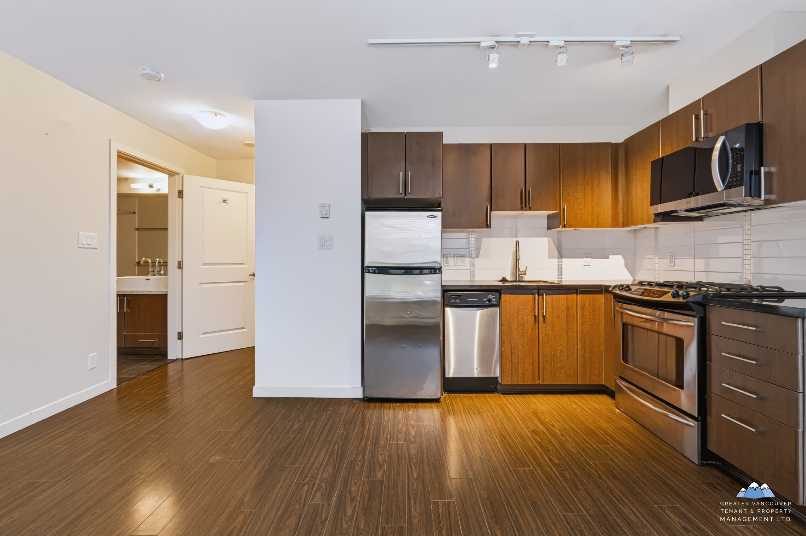 1068 W Broadway, Vancouver