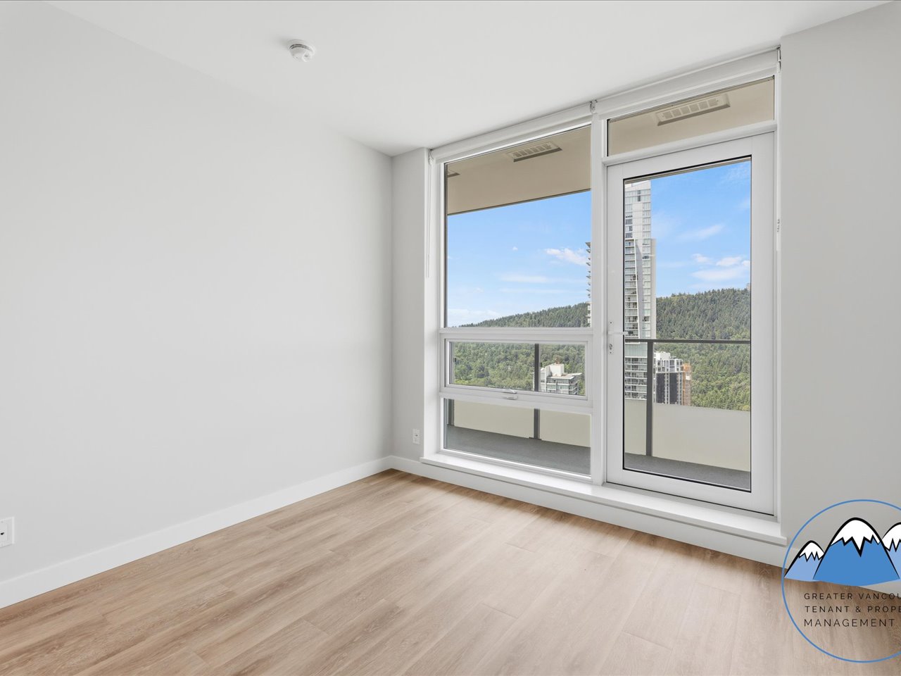 567 Emerson Street, Coquitlam