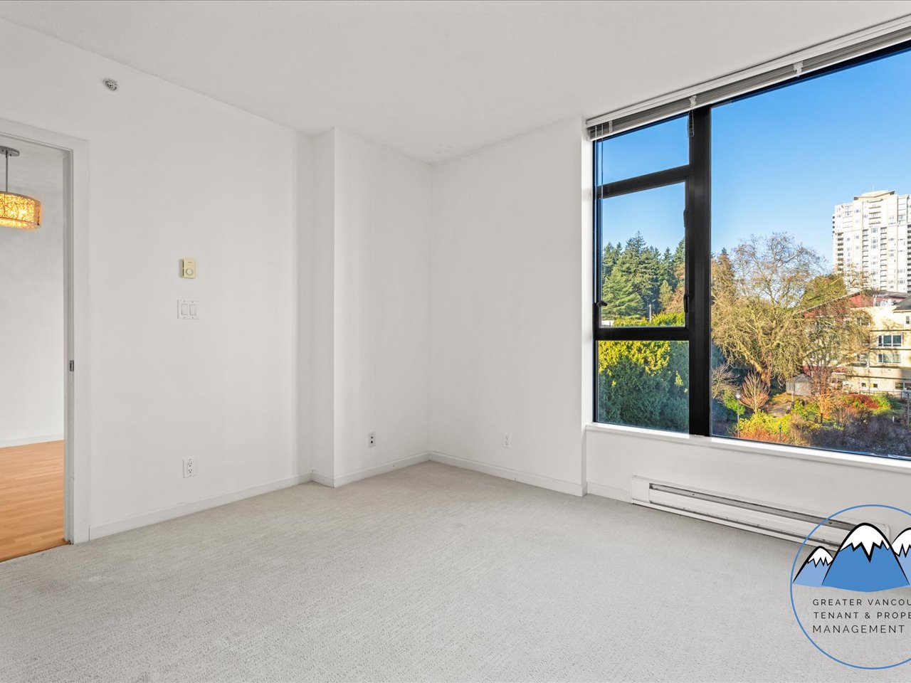 11 East Royal Avenue, New Westminster