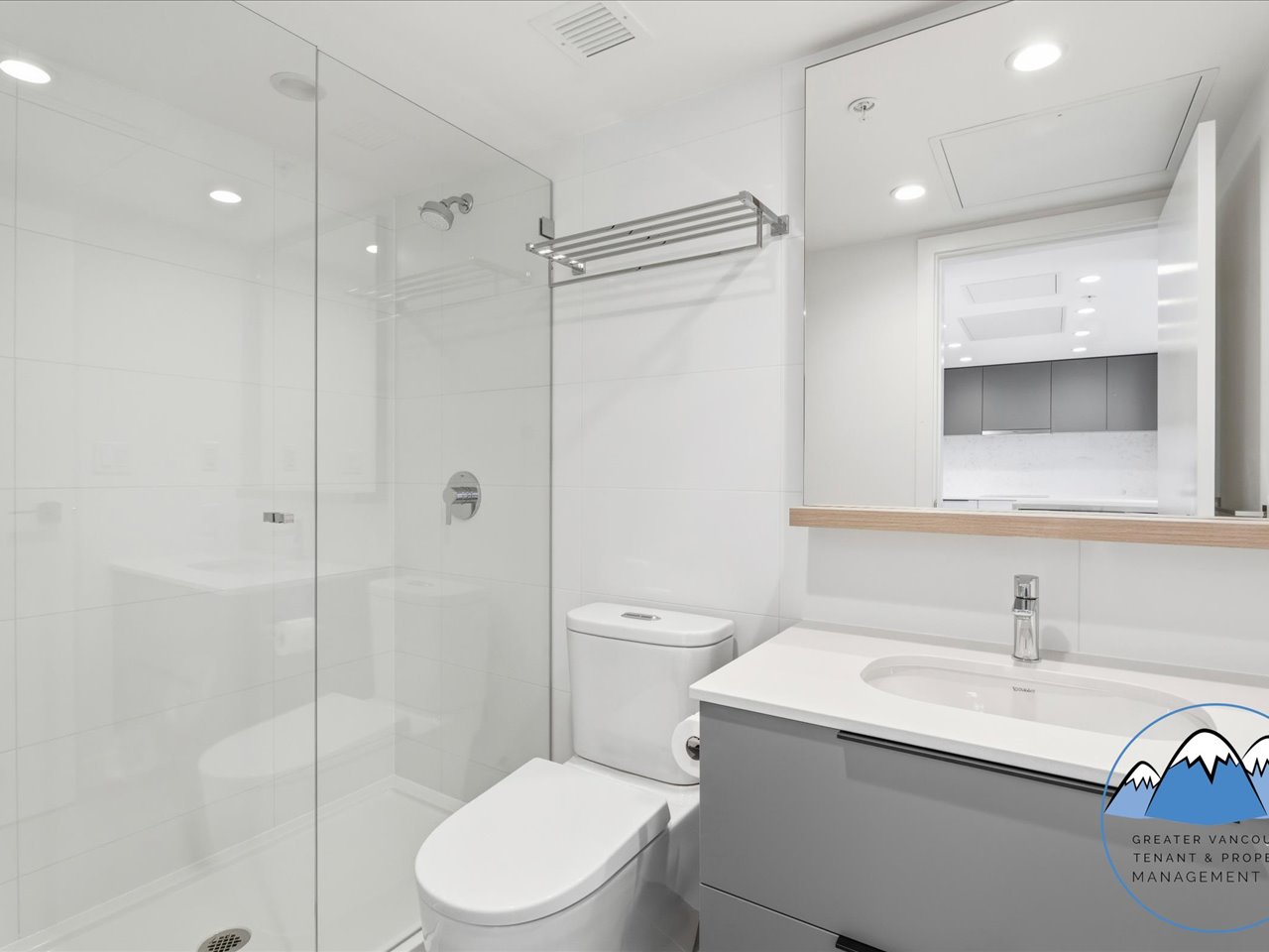 567 Emerson Street, Coquitlam