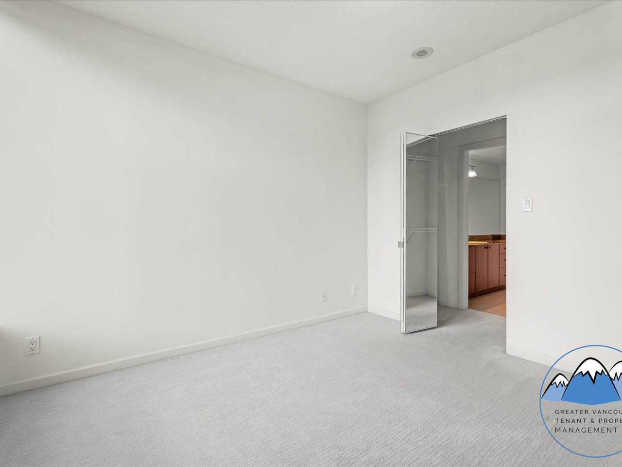 11 East Royal Avenue, New Westminster