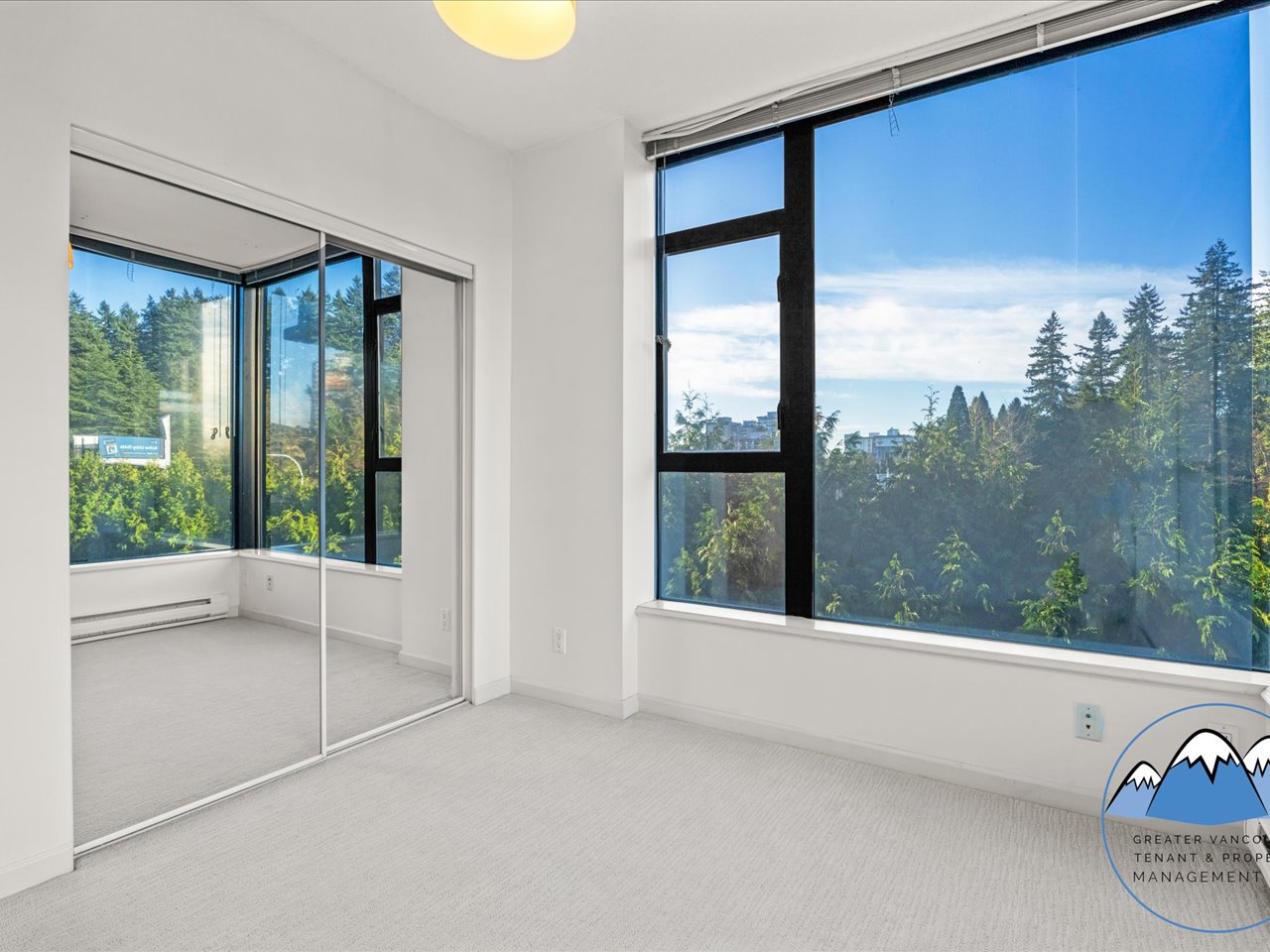 11 East Royal Avenue, New Westminster